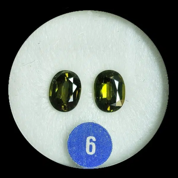 Australian Sapphires Brown-Green, 2.94 Carats, Oval