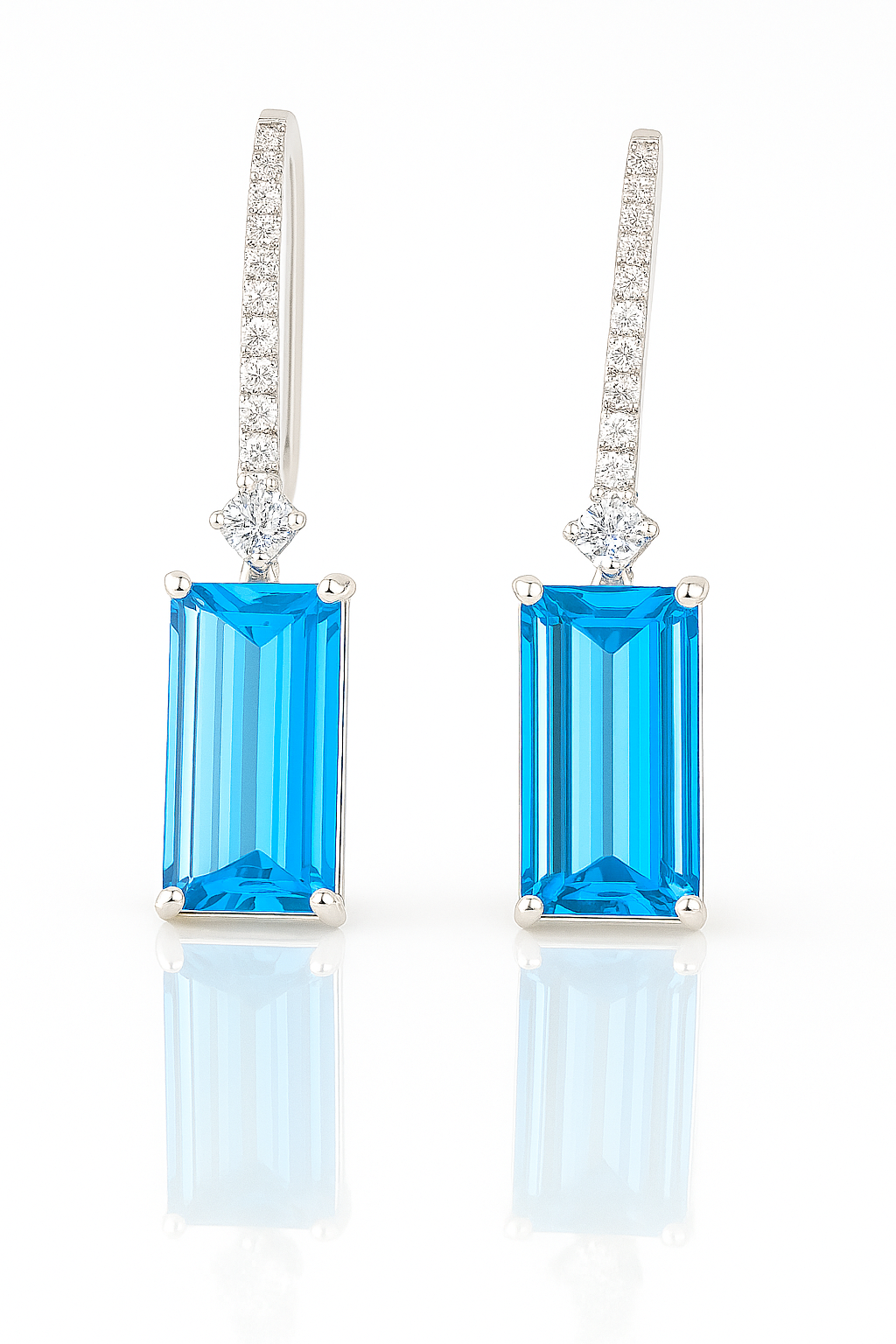 373026Z Earrings with Topaz